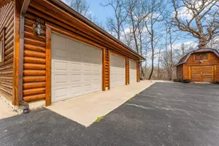 1941 N Eaglehoff Ct, Monticello, IN 47960 - Photo 5