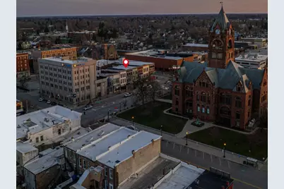 816 Lincolnway, La Porte, IN 46350 - Photo 5