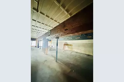 816 Lincolnway, La Porte, IN 46350 - Photo 9