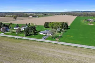 56915 Tulip Rd, New Carlisle, IN 46552 - Photo 13