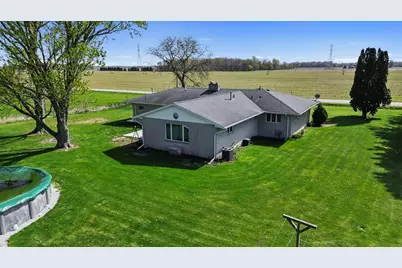 56915 Tulip Road, New Carlisle, IN 46552 - Photo 11