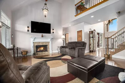 272 White Tail Court, Hobart, IN 46342 - Photo 9