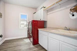 272 White Tail Ct, Hobart, IN 46342 - Photo 15