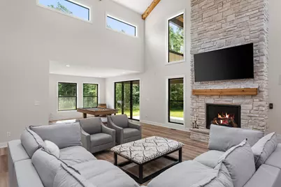 548 E 1400 S, Kouts, IN 46347 - Photo 17