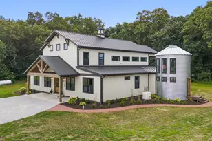 548 E 1400 S, Kouts, IN 46347 - Photo 77