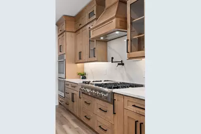 548 E 1400 S, Kouts, IN 46347 - Photo 25