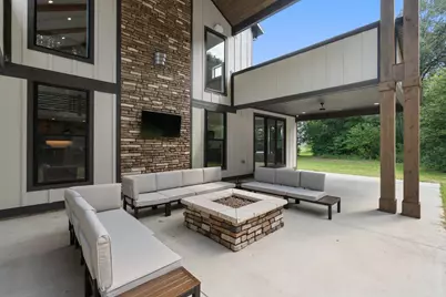 548 E 1400 S, Kouts, IN 46347 - Photo 87