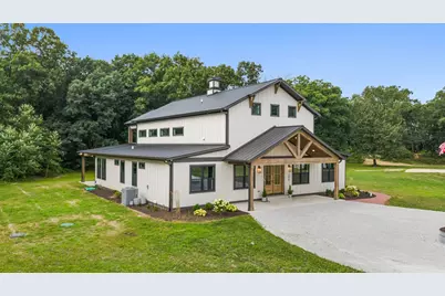 548 E 1400 S, Kouts, IN 46347 - Photo 71