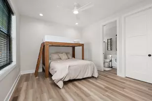 548 E 1400 S, Kouts, IN 46347 - Photo 57