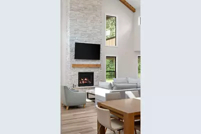 548 E 1400 S, Kouts, IN 46347 - Photo 15