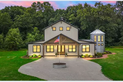 548 E 1400 S, Kouts, IN 46347 - Photo 3