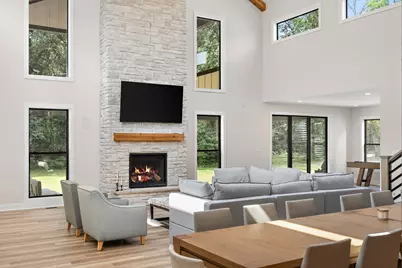 548 E 1400 S, Kouts, IN 46347 - Photo 13