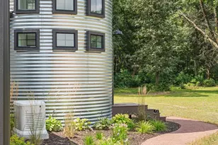 548 E 1400 S, Kouts, IN 46347 - Photo 67