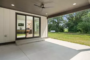 548 E 1400 S, Kouts, IN 46347 - Photo 91