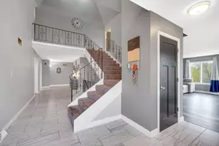 809 W 126th Ct, Crown Point, IN 46307 - Photo 9