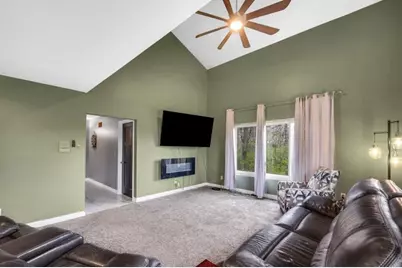 809 W 126th Court, Crown Point, IN 46307 - Photo 13