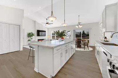 2310 Redwood Lane, Chesterton, IN 46304 - Photo 9