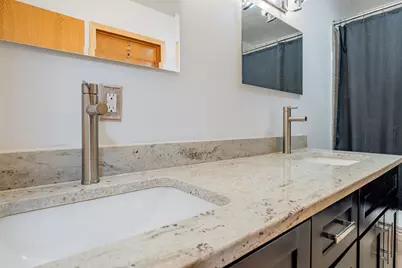 7922 Bracken Parkway, Hobart, IN 46342 - Photo 37