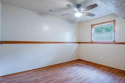 7922 Bracken Parkway, Hobart, IN 46342 - Photo 15