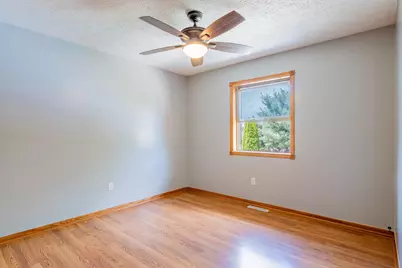 7922 Bracken Parkway, Hobart, IN 46342 - Photo 43