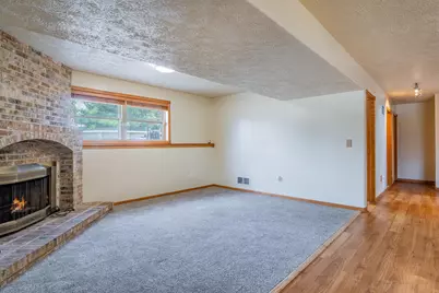 7922 Bracken Parkway, Hobart, IN 46342 - Photo 9