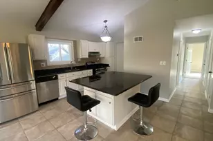 4311 Hogan Ct, Crown Point, IN 46307 - Photo 3