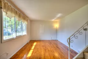 1728 Winston Dr, South Bend, IN 46635 - Photo 7