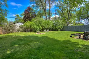 1728 Winston Dr, South Bend, IN 46635 - Photo 25