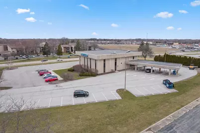 808 Vale Park Road, Valparaiso, IN 46383 - Photo 5