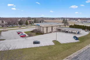 808 Vale Park Rd, Valparaiso, IN 46383 - Photo 5