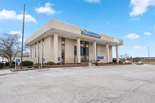 808 Vale Park Rd, Valparaiso, IN 46383 - Photo 9