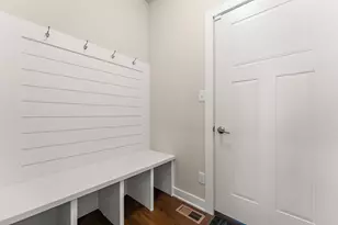 2116 Redwood Ln, Chesterton, IN 46304 - Photo 11