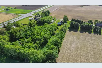 56611 Tulip Road, New Carlisle, IN 46552 - Photo 5