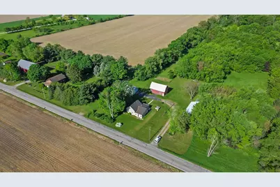 56611 Tulip Road, New Carlisle, IN 46552 - Photo 3