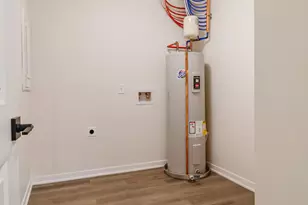 2034 W 75th Pl, Merrillville, IN 46410 - Photo 21