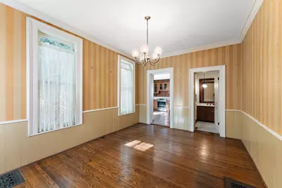 208 E Chicago Street, Valparaiso, IN 46383 - Photo 9