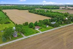 56729 Tulip Rd, New Carlisle, IN 46552 - Photo 7