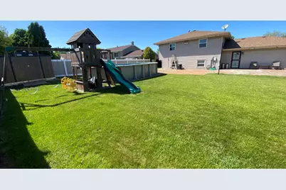 4091 W 76th Lane, Merrillville, IN 46410 - Photo 13