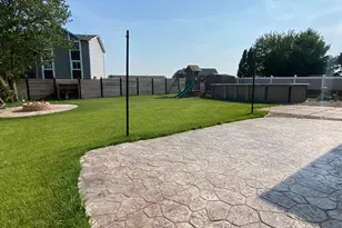 4091 W 76th Ln, Merrillville, IN 46410 - Photo 19