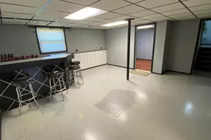 4091 W 76th Ln, Merrillville, IN 46410 - Photo 51