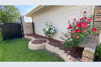 4091 W 76th Lane, Merrillville, IN 46410 - Photo 17