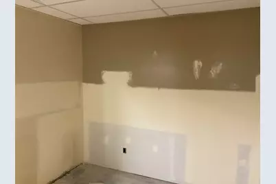 1650 45th Street #D, Munster, IN 46321 - Photo 11