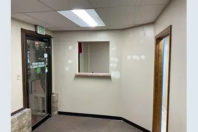 1650 45th Street #D, Munster, IN 46321 - Photo 5