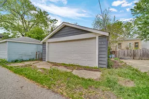 2019 Davidson Pl, Whiting, IN 46394 - Photo 11