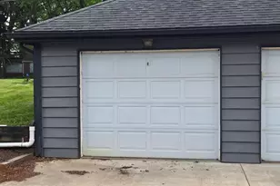 1300 Winding Ridge Ln, Valparaiso, IN 46383 - Photo 13