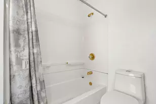 249 N Liberty St, Hobart, IN 46342 - Photo 13