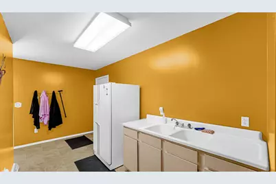 8135 S 600 E, Monterey, IN 46960 - Photo 19