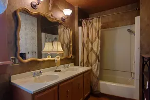 407 N 3rd St, Kentland, IN 47951 - Photo 25