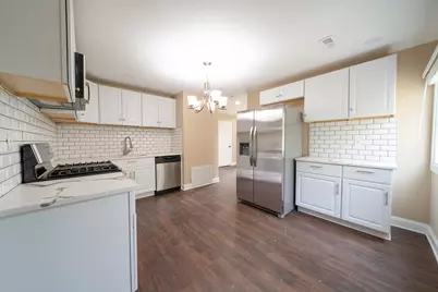 4310 W 22nd Place, Gary, IN 46404 - Photo 7