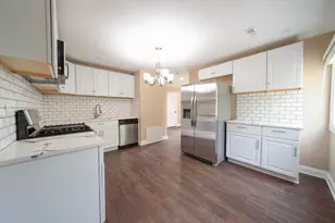 4310 W 22nd Pl, Gary, IN 46404 - Photo 7